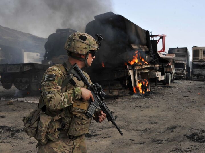 LA CIA ARMA A LOS KURDOS CONTRA IRÁN: WASHINGTON REPITE EL MANUAL DE AFGANISTÁN